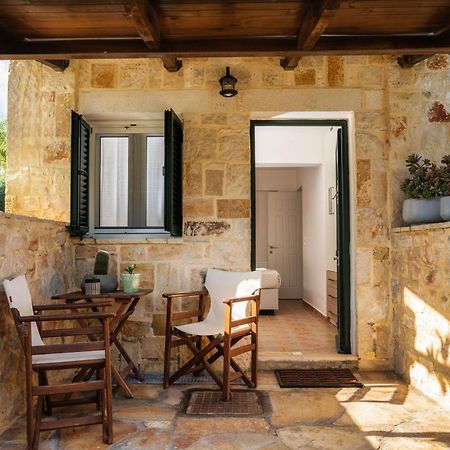 Suburban Elegant Studios Zakynthos Town Exterior foto